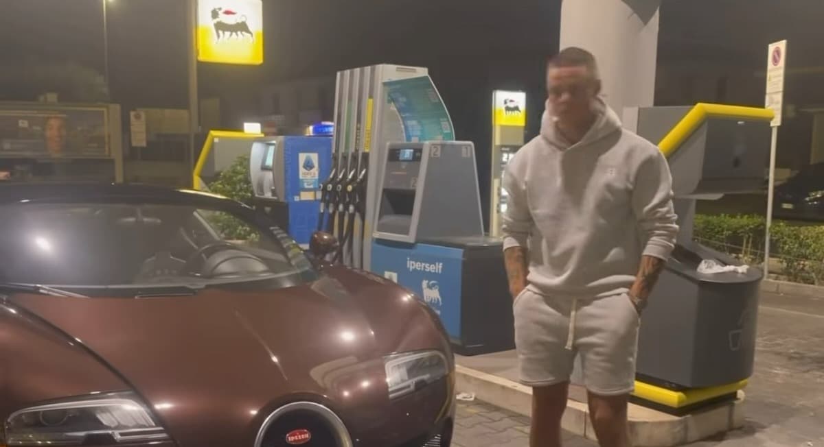 A late stop for fuel
